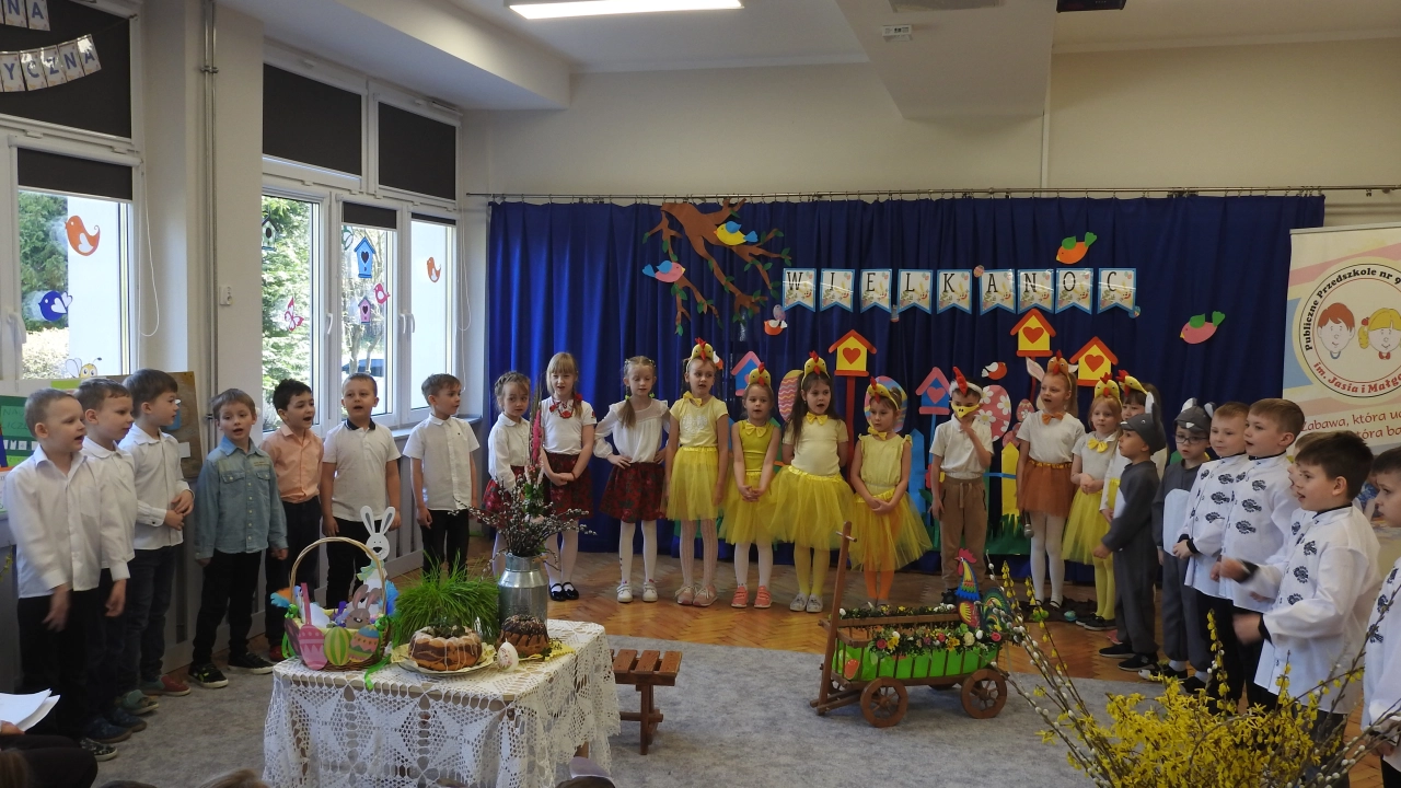 „Jagódki” z przedszkola nr 9 w wielkanocnym klimacie