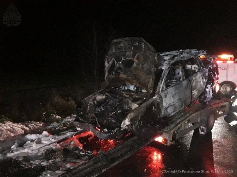 W Łowiczu spłonął samochód