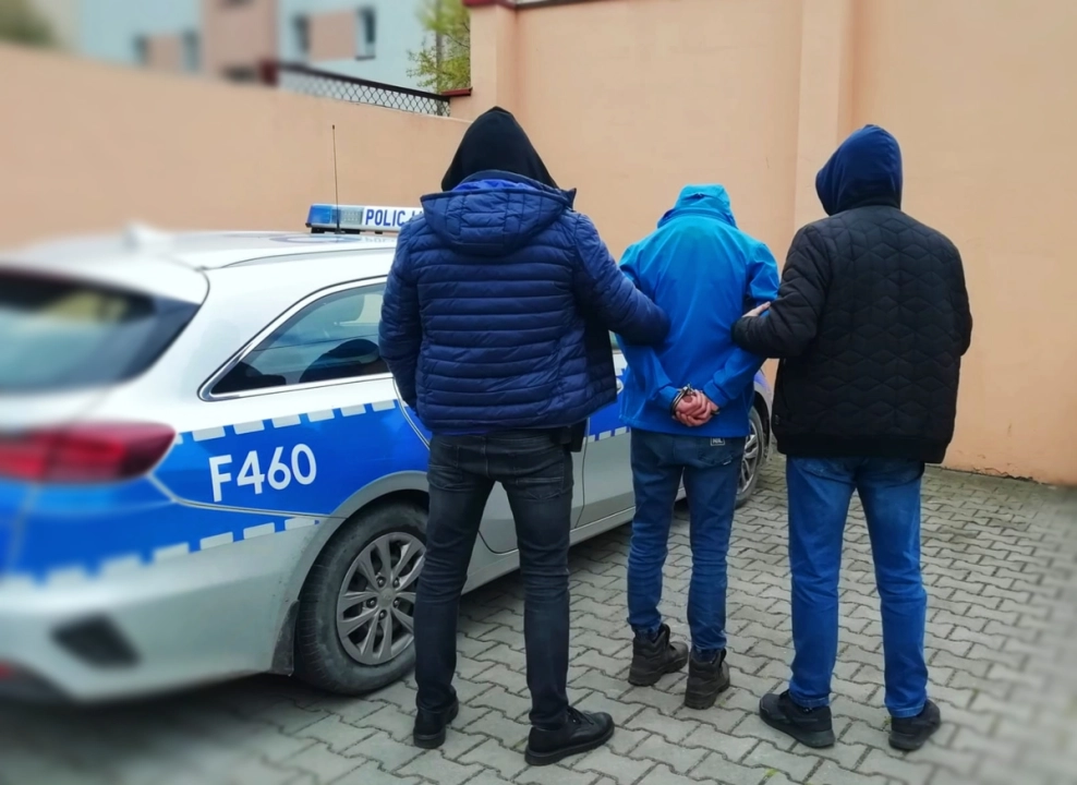 [WIDEO] Uderzenie w narkobiznes w powiecie radomszczańskim. Sześć osób zatrzymanych