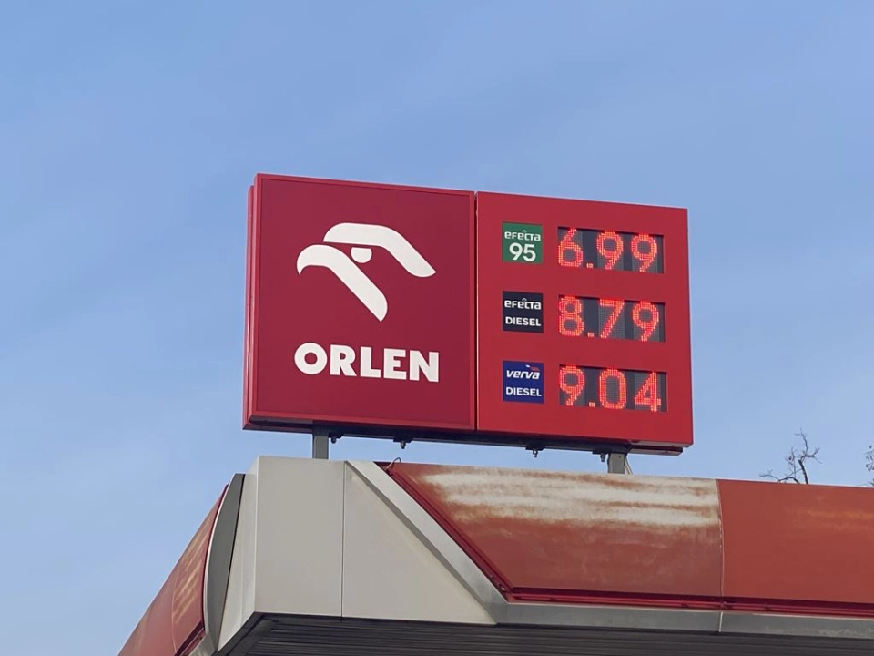 Kierowcy nie mają lekko. Ceny paliw znów w górę