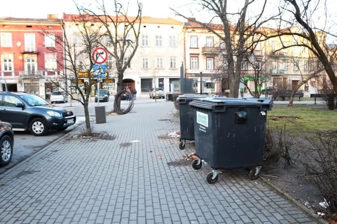 Pięciu pracowników straci pracę w Wydziale Bezpieczeństwa i Porządku w Radomsku. Mogą przejść do „Hibiscusa”