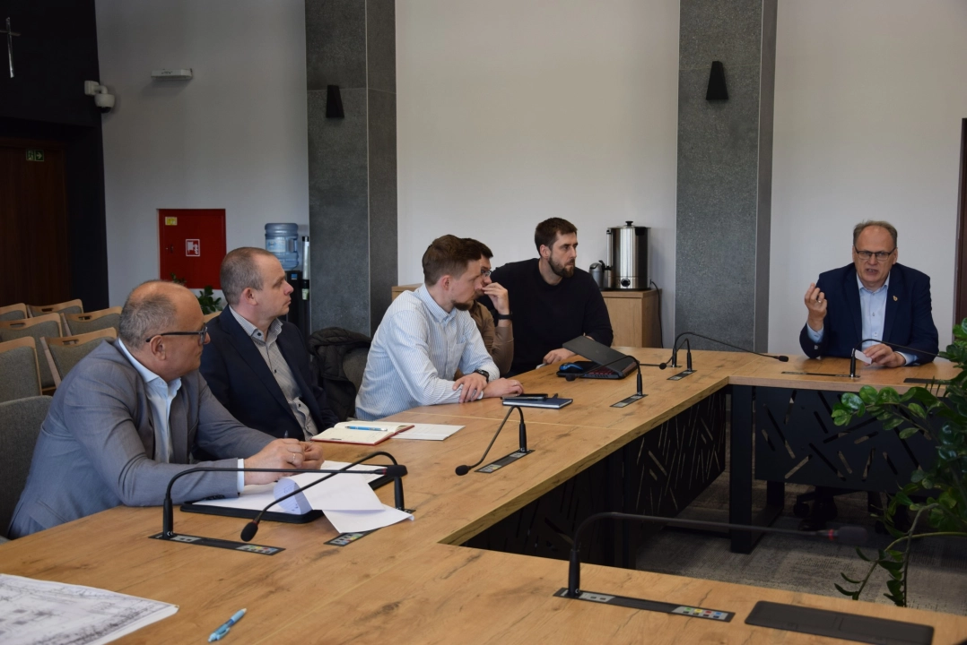 Radomsko planuje 12 nowych bloków. Inwestycja wystartuje w 2026 roku