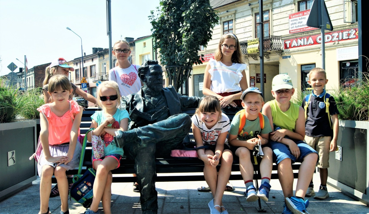 Muzeum zaprosiło dzieci na historyczną wycieczkę po Radomsku