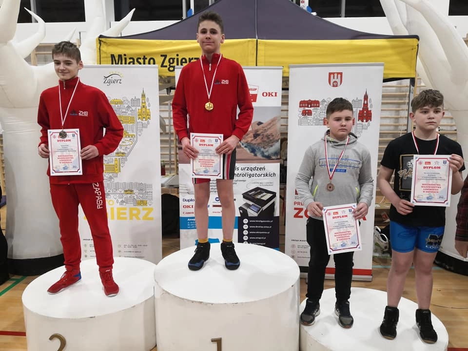Siedem medali zapaśników ZKS Radomsko na mistrzostwach w Zgierzu