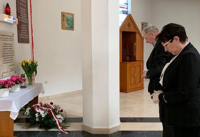 Poseł Anna Milczanowska oddała hołd ofiarom katastrofy smoleńskiej