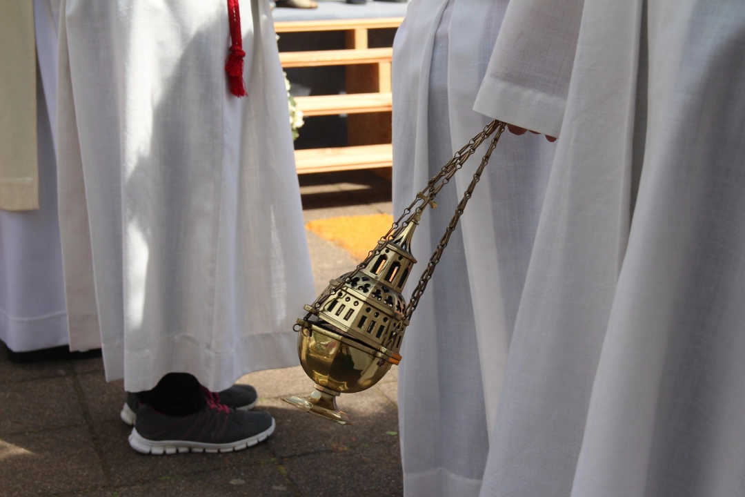 Arcybiskup Depo odwołał dyspensę od udziału w niedzielnych mszach