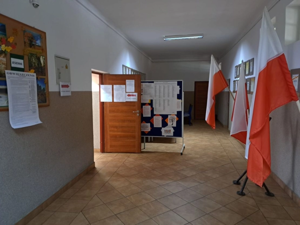 Wybory i referendum w Radomsku bez zakłóceń. Incydent w szpitalu