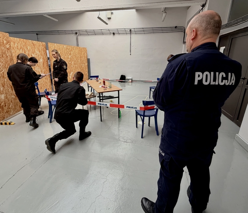 Uczniowie wcielili się w rolę policjantów