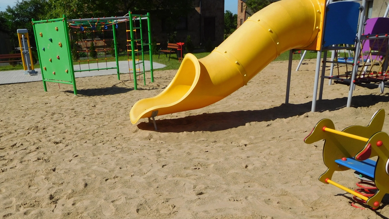 Urząd Miasta w Radomsku oferuje pracę na stanowisku dozorcy placu zabaw