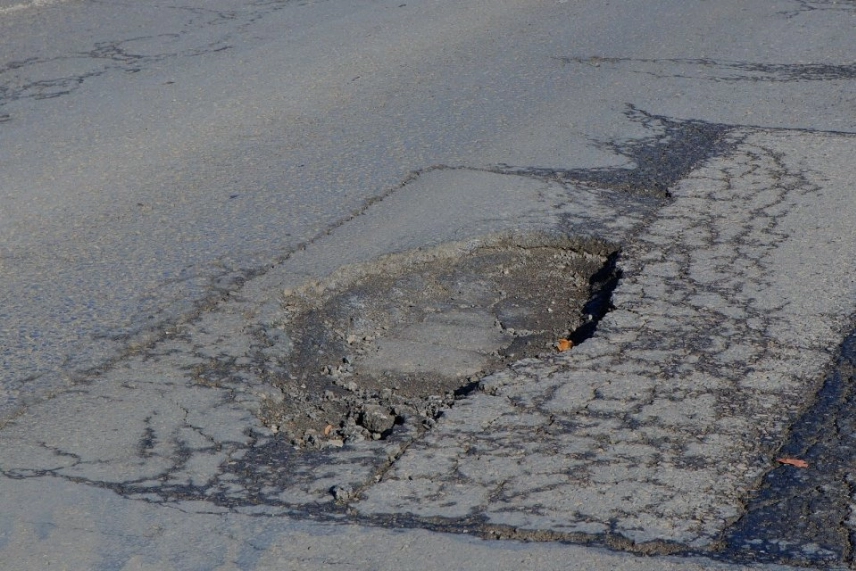Rozpoczyna się pozimowe łatanie dziur na miejskich drogach w Radomsku