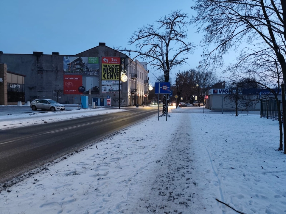 Niebezpiecznie na drogach. IMGW wydał alerty pogodowe