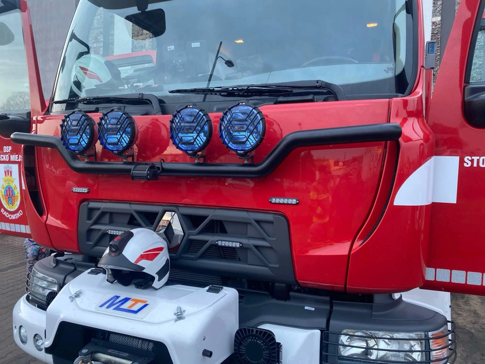 Dwa auta zderzyły się na A1 na wysokości Dobryszyc