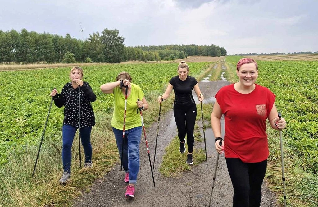 W gminie Radomsko rozpoczęły się marsze Nordic Walking