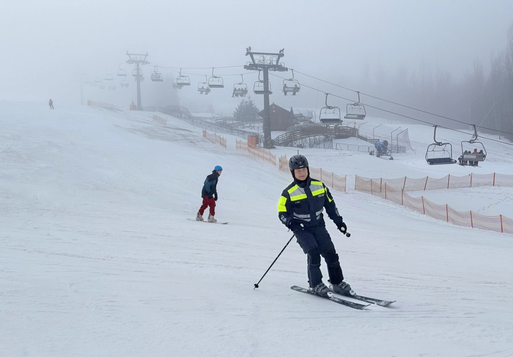 Bezpiecznie na stoku. Policjanci obecni na Górze Kamieńskiej