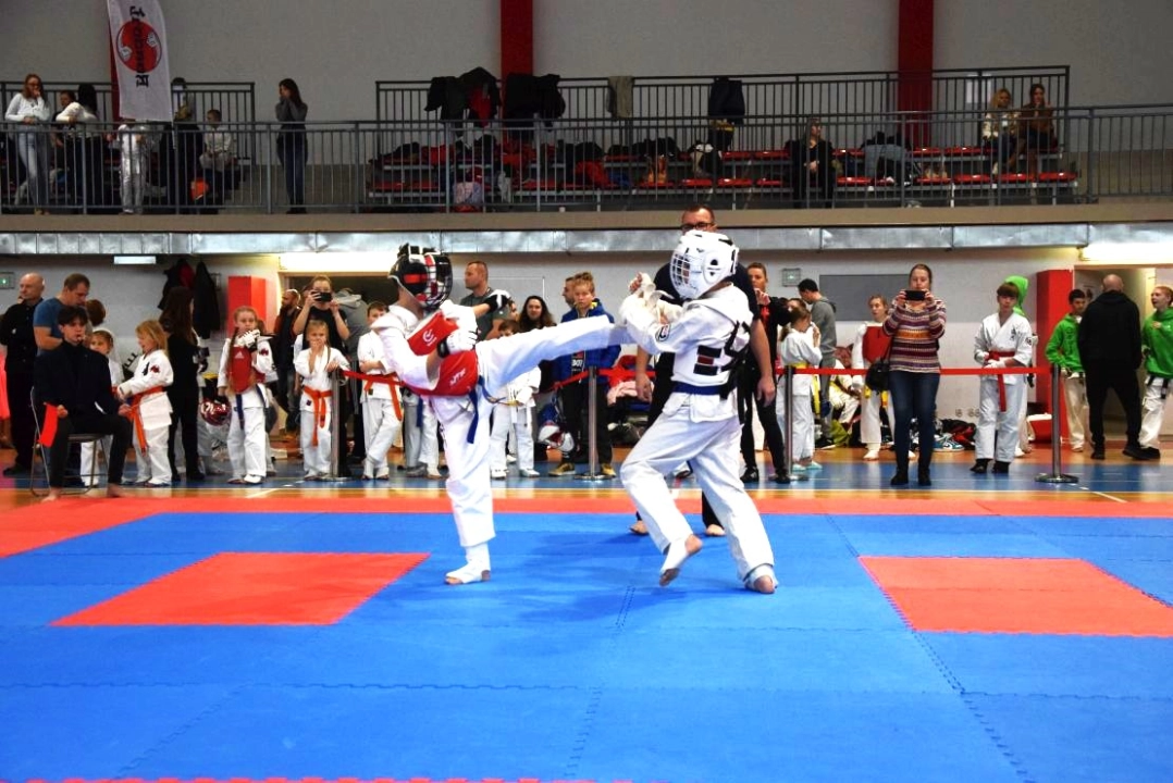[WIDEO]  Karatecy walczyli na IV Ogólnopolskim Turnieju „Randori Cup” w Radomsku