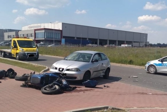 Wypadek na ul. Stolarzy w Radomsku. Ranny 38-letni motocyklista