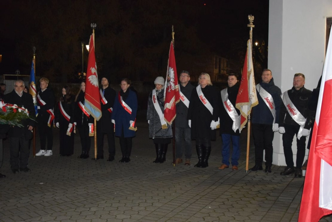 Msza święta i złożenie kwiatów ku czci ofiar stanu wojennego
