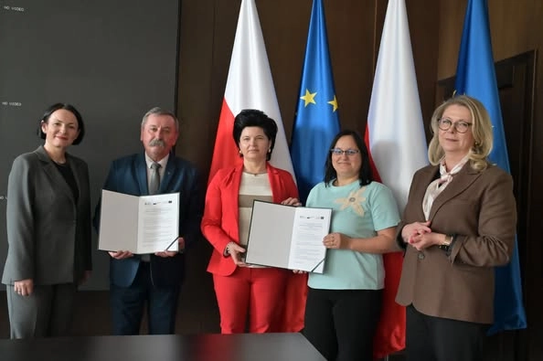 Blisko 1,8 mln zł na termomodernizację szkoły w Strzelcach Małych