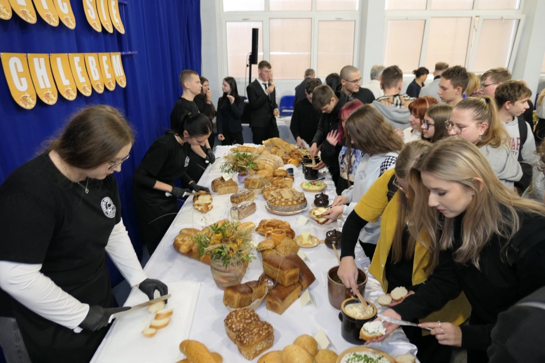 Święto chleba i tradycji w ZSCKR Dobryszyce