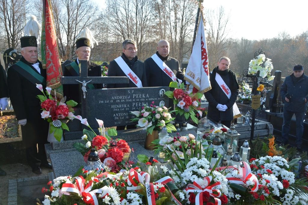 W Niedośpielinie upamiętniono Andrzeja Pełkę