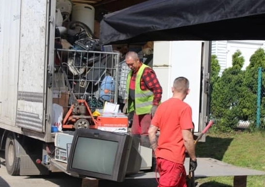 PGK w Radomsku organizuje mobilną zbiórkę elektroodpadów. Będzie można otrzymać sadzonki