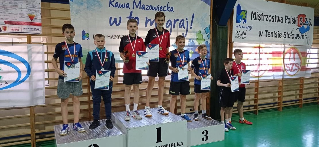 Medale młodzików UMLKS Radomsko na zakończenie sezonu