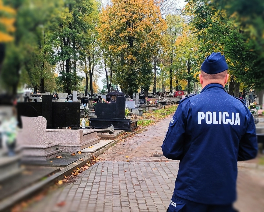 Zadbaj o swoje bezpieczeństwo w okresie Wszystkich Świętych!