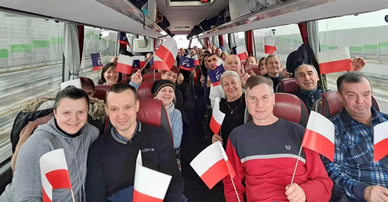 Radomszczanie jadą do Warszawy na marsz