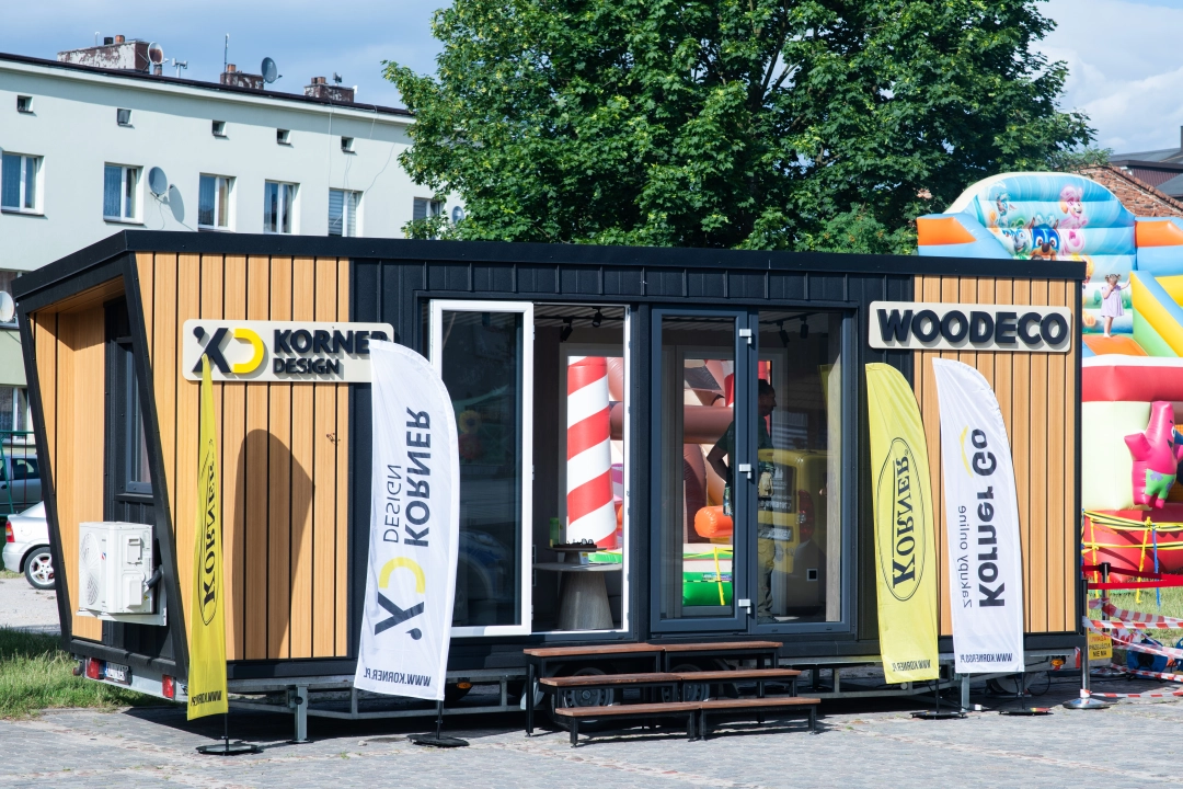 Firma Korner na Dniach Przedborza – mobilny showroom przyciąga uwagę