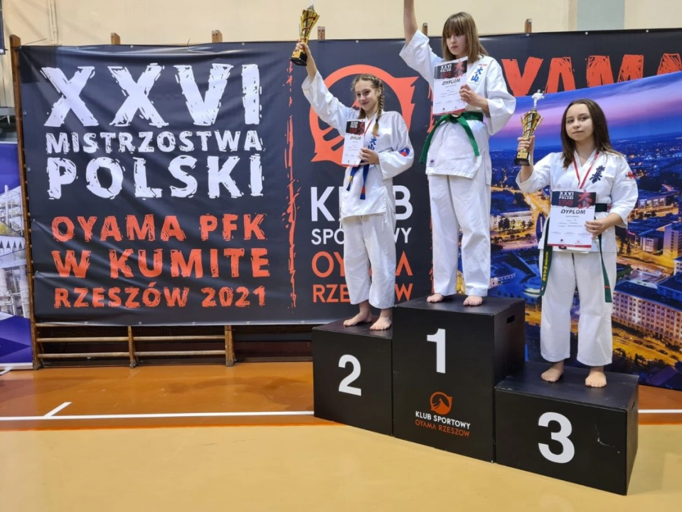 Radomszczanka z brązem Mistrzostw Polski w karate