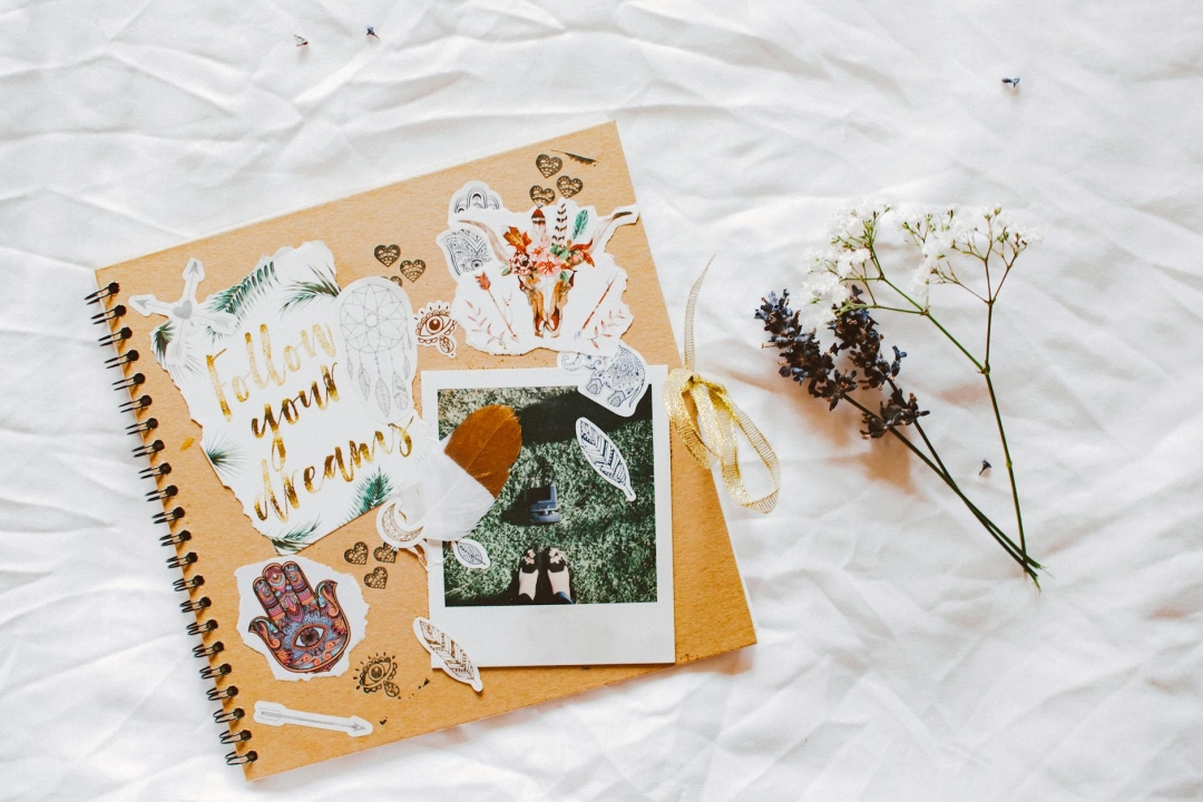 Scrapbooking — co zrobić ze ścinkami papierów?