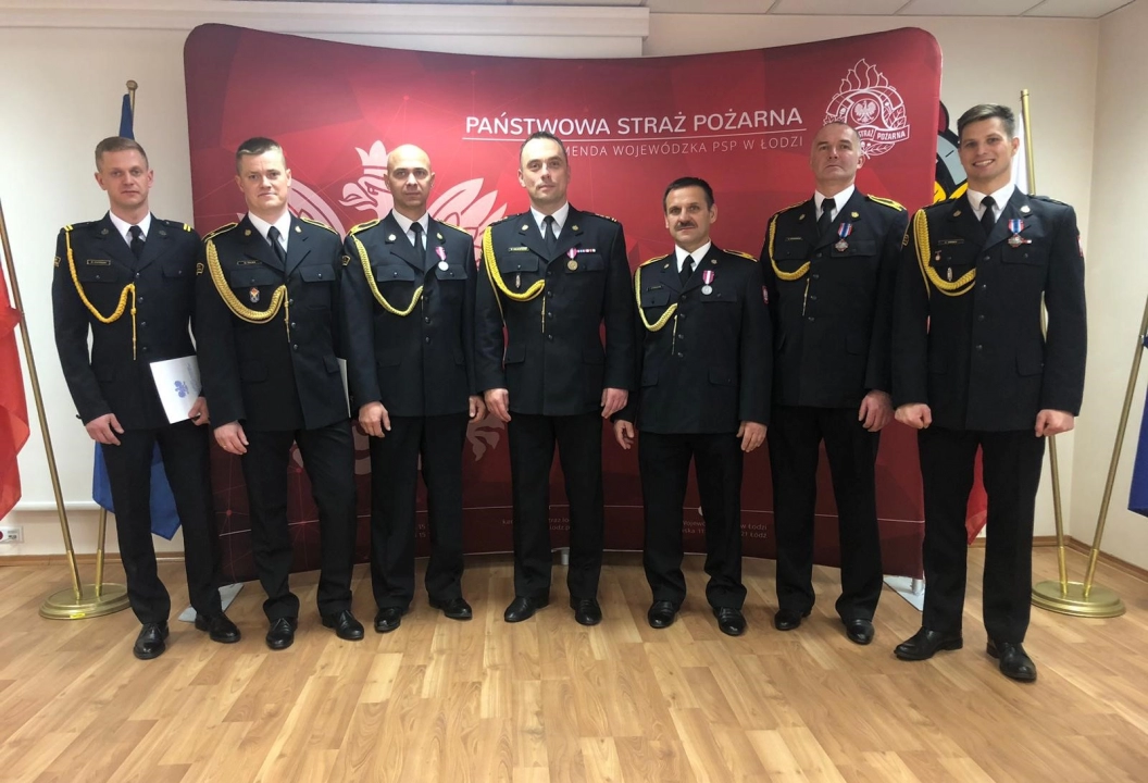 Odznaczenia i awanse dla strażaków z Radomska