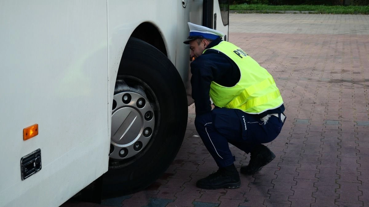 Ruszyły kontrole autobusów w Radomsku