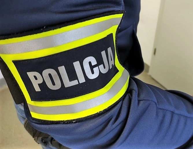 Policjanci w radomszczańskich szkołach. Co się wydarzyło?