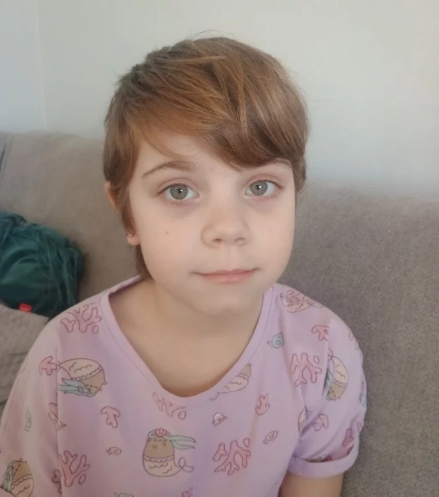 Pomoc dla Marysi. Dołącz do charytatywnej licytacji uczniów ZSCKR Dobryszyce