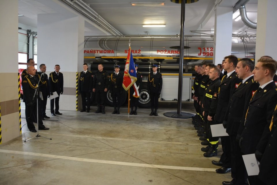 Komendant KP PSP w Radomsku pożegnał zasłużonych strażaków