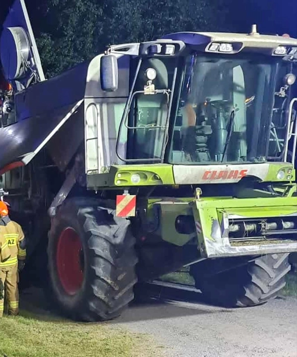 Strażacy gasili kombajn Claas 570