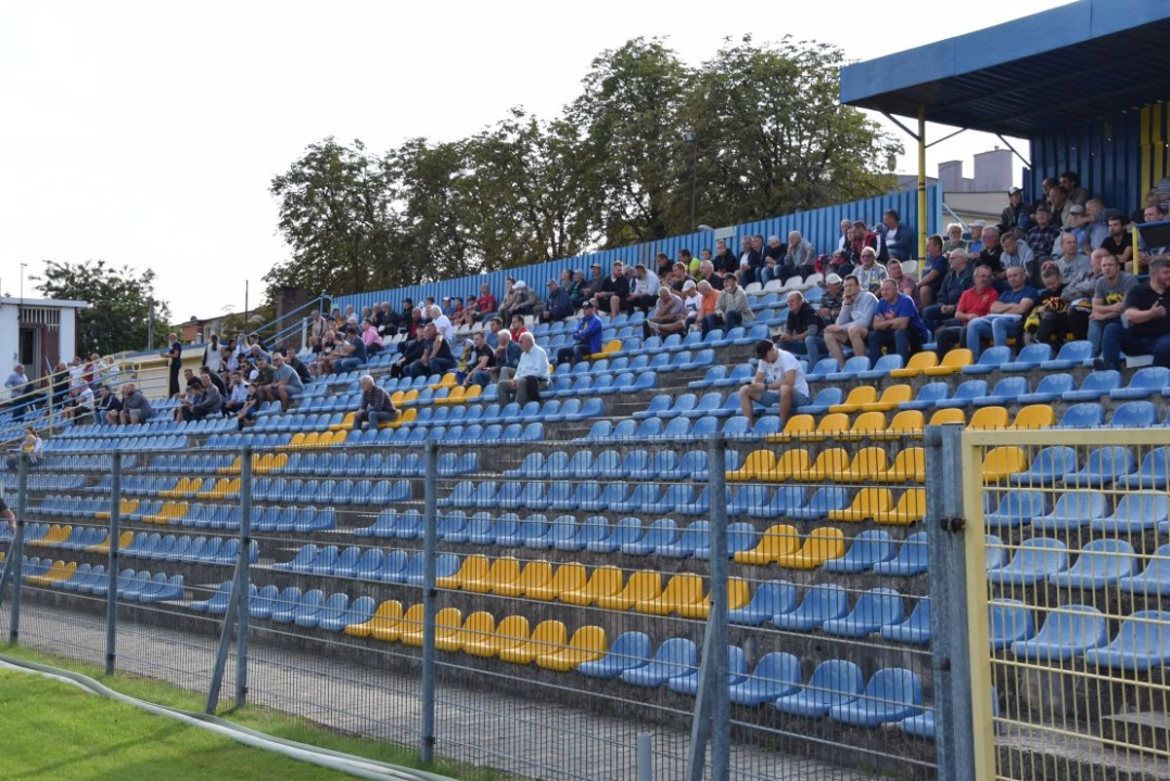 Zmiany na stadionie miejskim. Stara trybuna ustąpi miejsca nowej