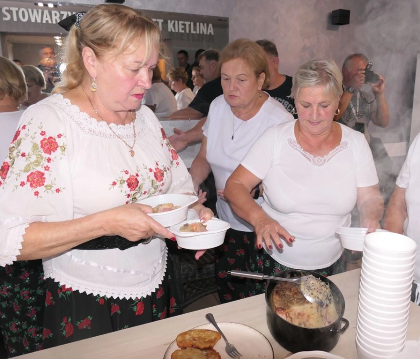 Piknik „Król ziemniak I” w Kietlinie – święto smaków i radości