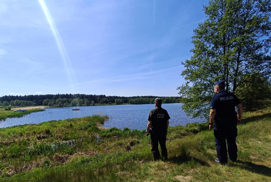 Bezpieczeństwo nad wodą. Działania służb w Zakrzówku Szlacheckim