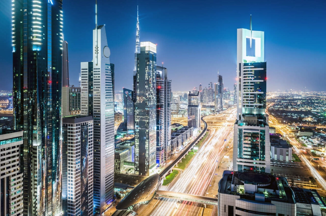 Dubaj - Mekka Samochodów Luksusowych! Odkryj Tajemnice Motoryzacji w Emiratach Arabskich