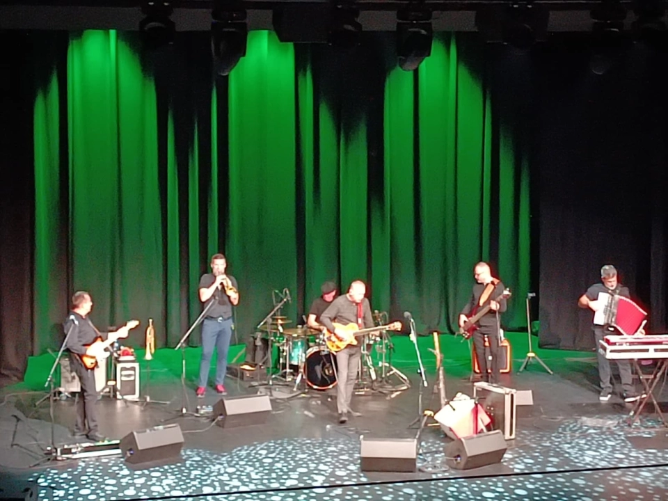 Raz Dwa Trzy zagrali w MDK w Radomsku