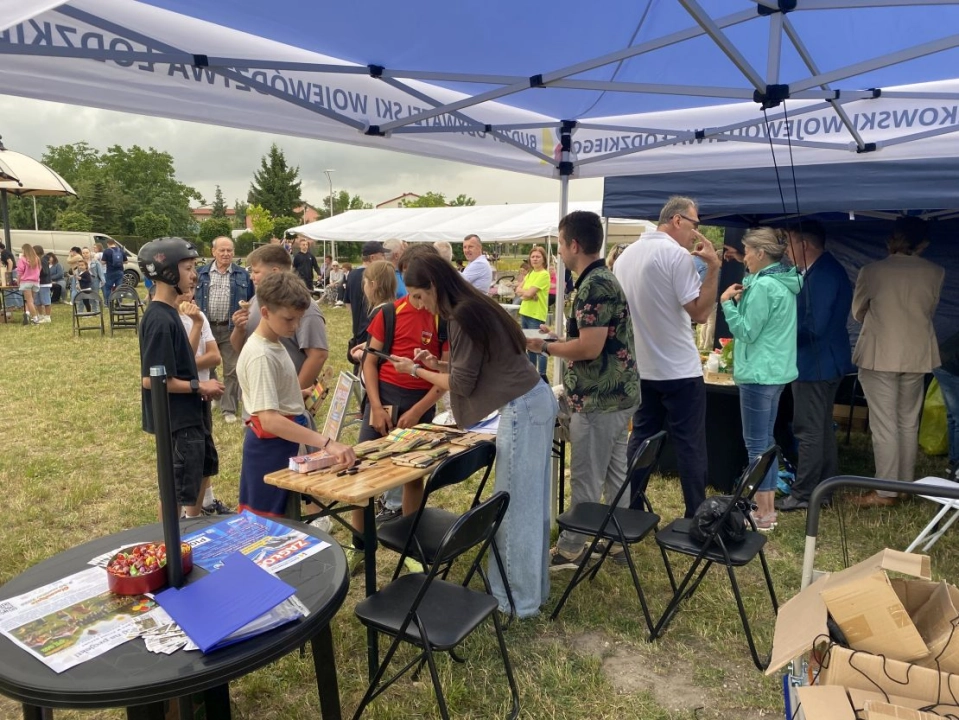 Twórcze chillowanie na Gliniankach. Piknik mimo kapryśnej pogody