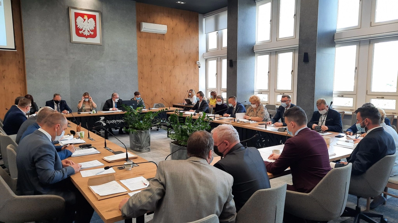 Trwa sesja Rady Miejskiej w Radomsku