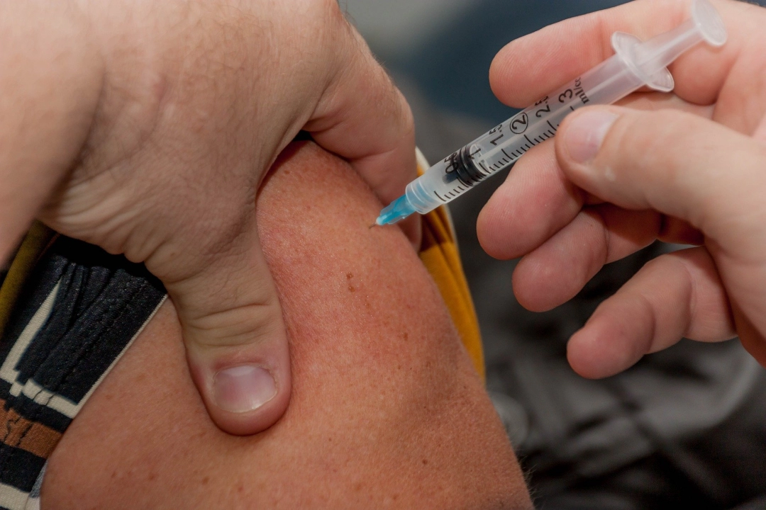 NFZ zachęca do szczepień przeciwko grypie