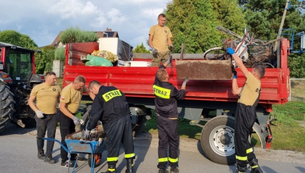 Akcja zbierania elektroodpadów przez OSP Dziepółć zakończona sukcesem