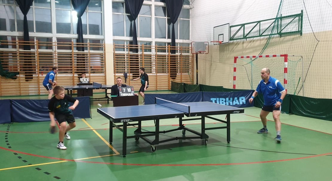 W IV lidze tenisa stołowego Sokół Radomsko uległ wiceliderowi rozgrywek