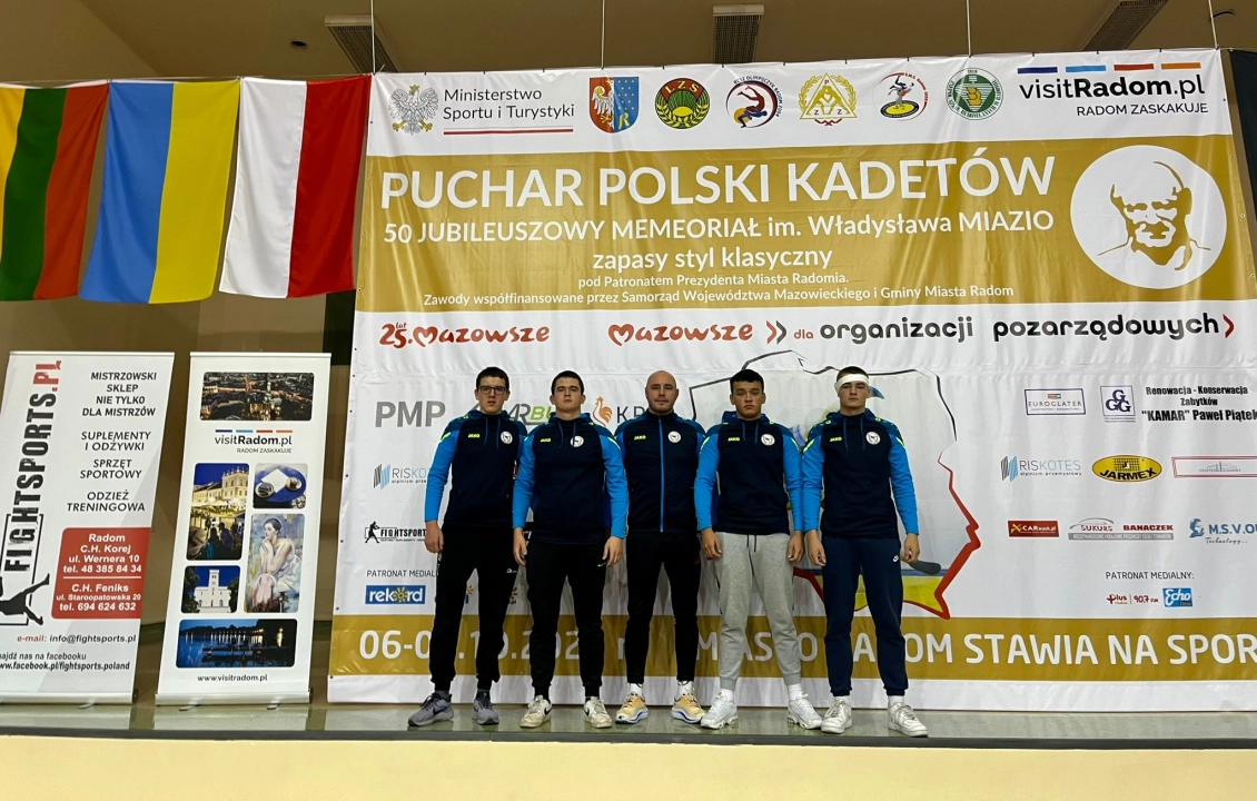 Zawodnicy UKS „Zapaśnik” Radomsko godnie reprezentowali miasto podczas Pucharu Polski Kadetów w Radomiu