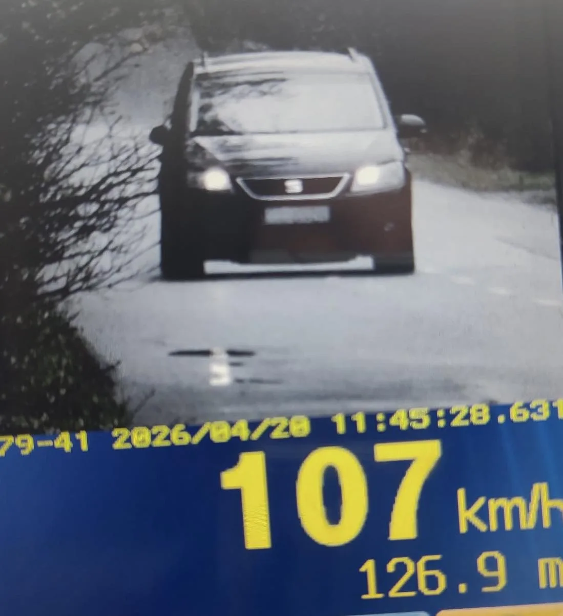 Policja zatrzymała 74-latka. Jechał aż 107 km/h w zabudowanym
