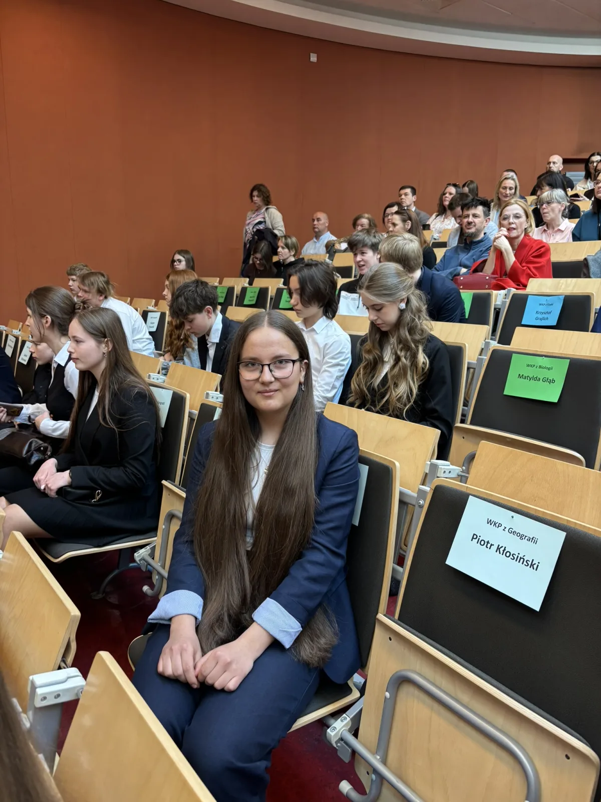 Uczennica PSP w Strzelcach Małych odebrała dyplom Laureata Konkursu Kuratoryjnego z geografii